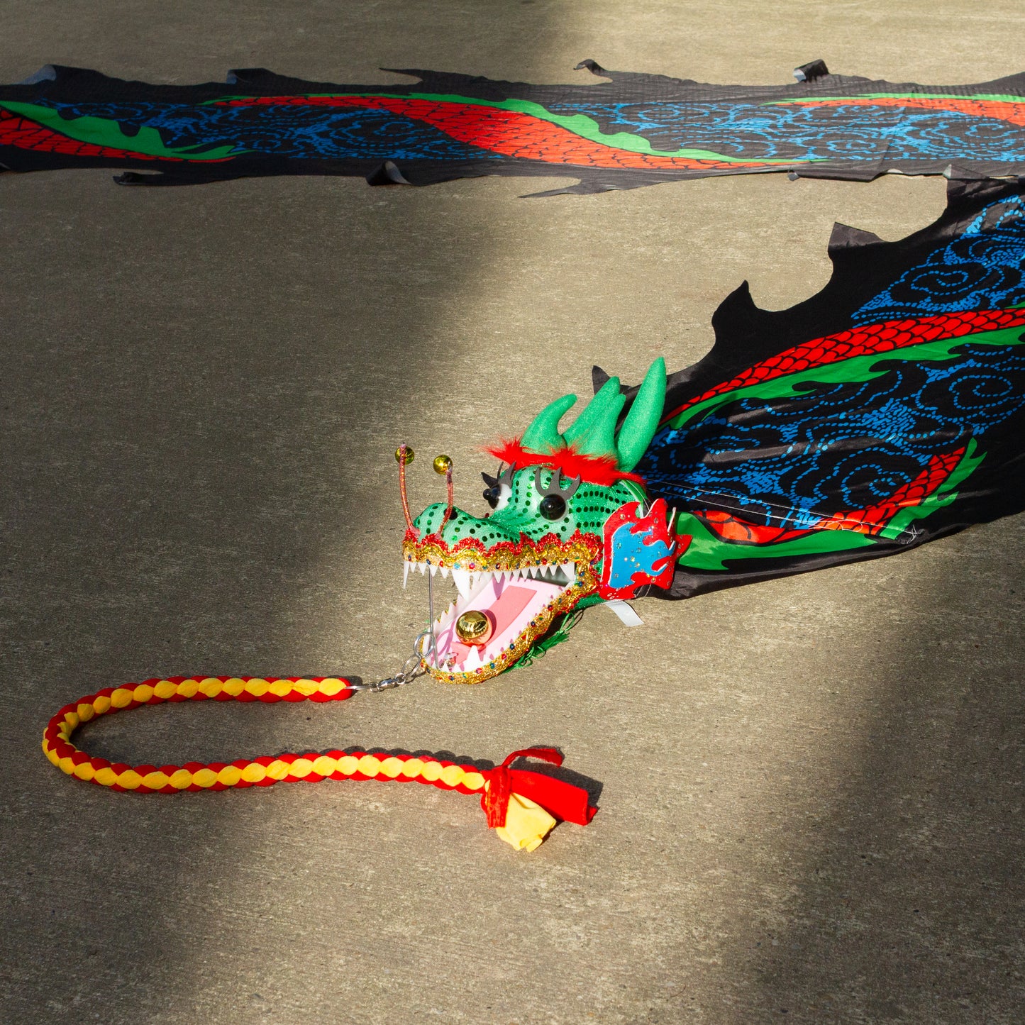 Dragon Poi Tsunami